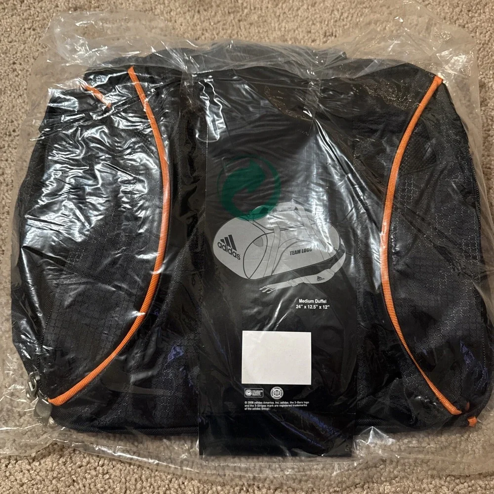 Tennessee Volunteers Adidas Medium Duffel Bag NWT